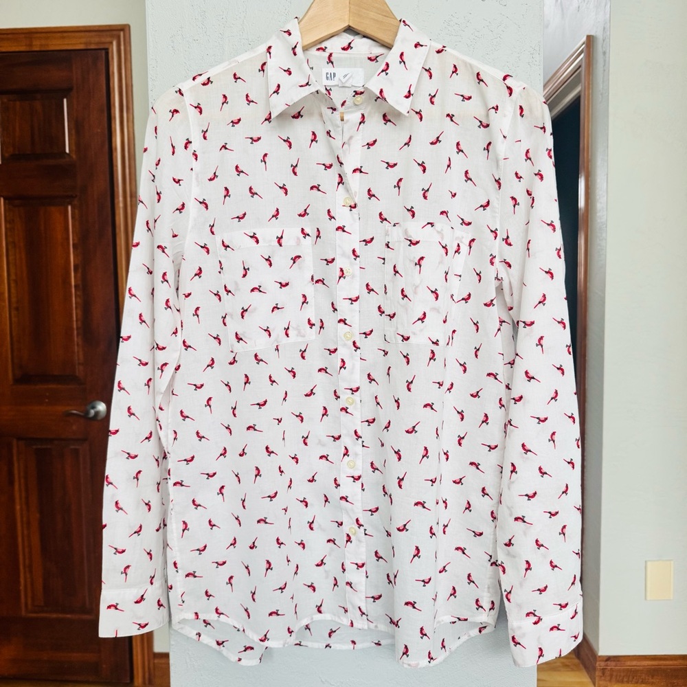 Gap White and Red Cardinal Bird Print Button Down Blouse - Picture 4 of 6